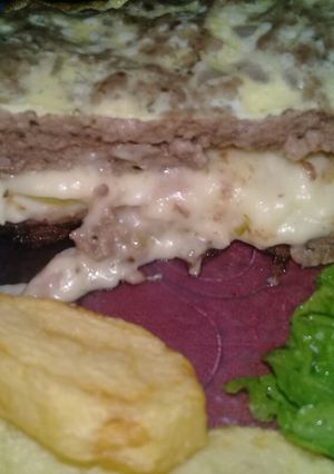 Una foto de Pan de carne relleno 🌻