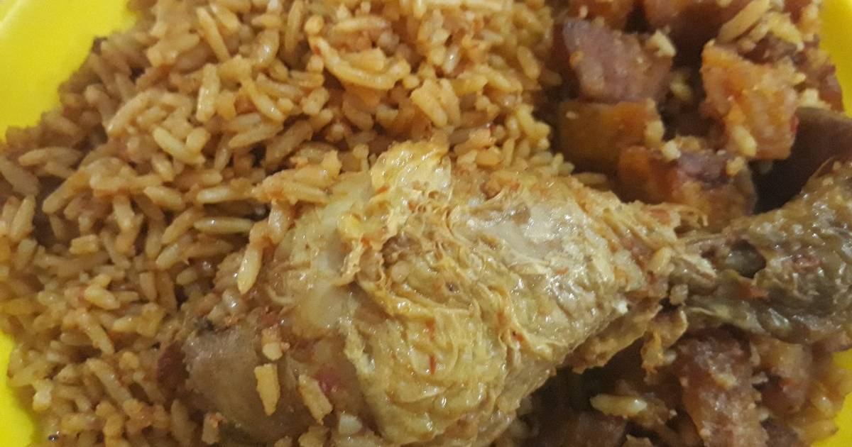 Jollof rice,chicken and dodo Recipe by Esther tolu - Cookpad