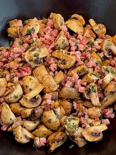 Una foto de Champiñones con jamón en freidora de aire (Airfryer)