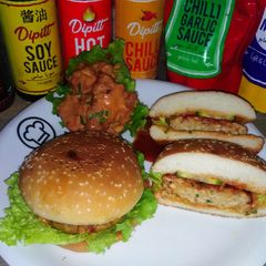 A picture of Chicken burger.