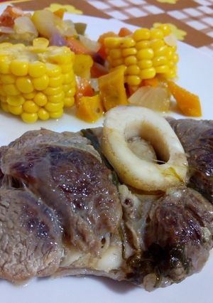 Una foto de Puchero de rueditas con verduras
