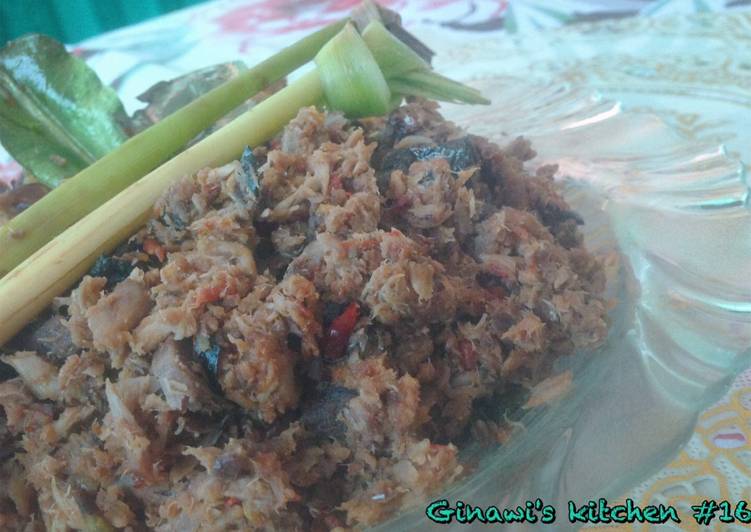Resep Suwir ikan asap pedas yang Lezat Sekali