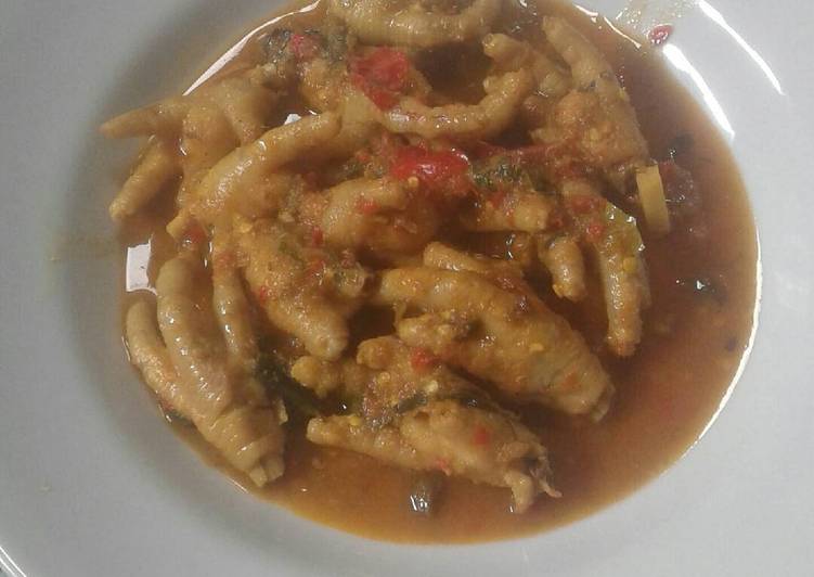 Ceker ayam mercon kemangi