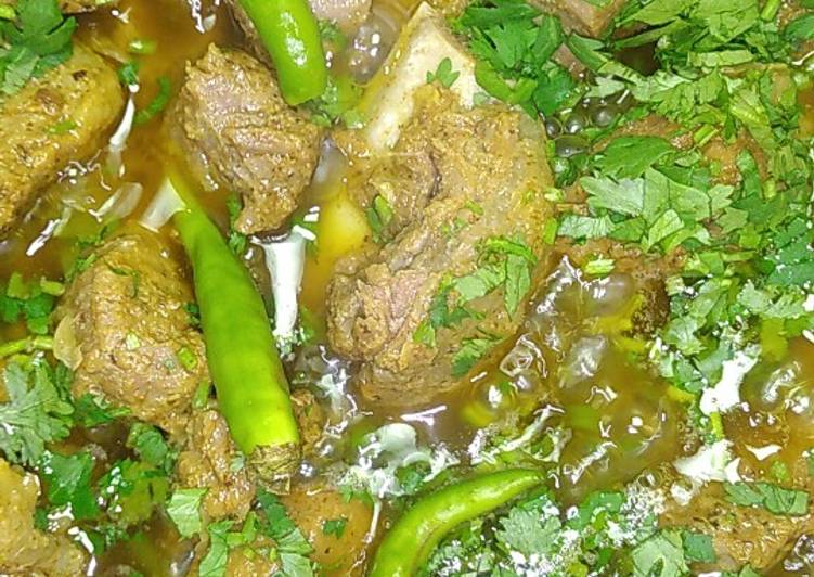 Recipe of Award-winning Muglai beef with gravy