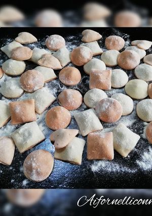 Foto di Ravioli fantasiosi ripieni