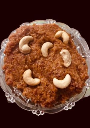 ગાજર નો હલવો (Gajar Halwa recipe in gujarati) રેસીપી મુખ્ય ફોટો