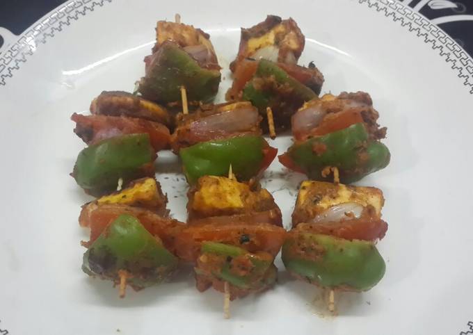 Pan grilled paneer tikka