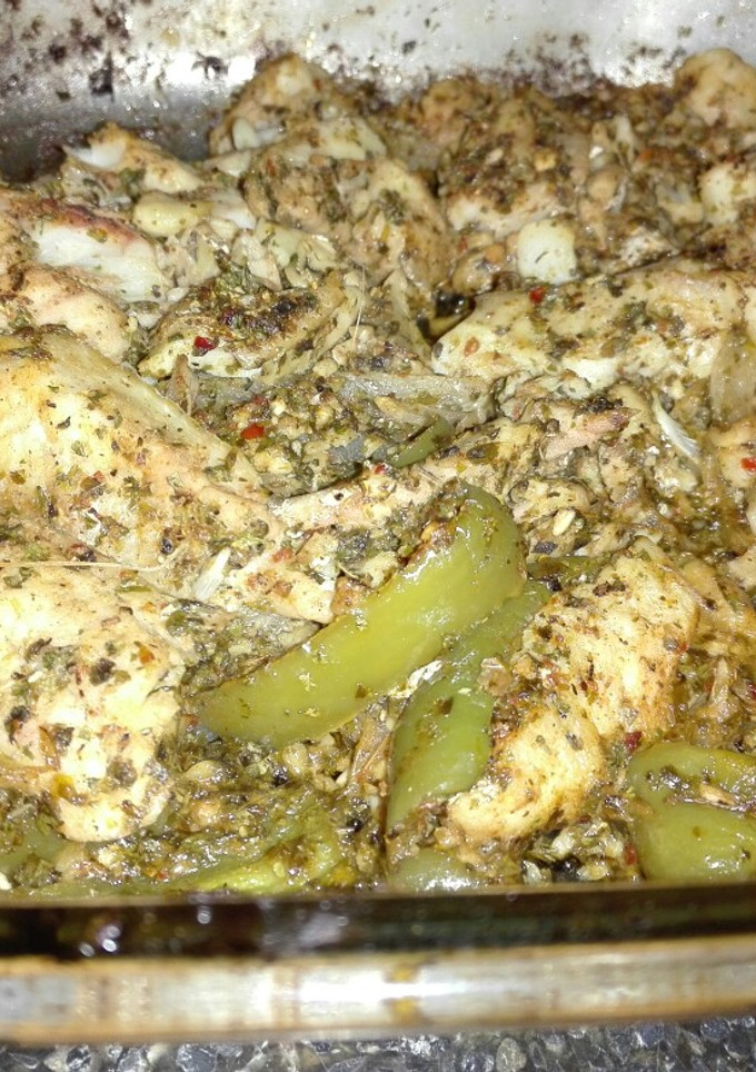 Una foto de Filet de Merluza marinado al horno!!