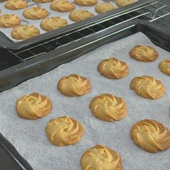 A picture of Butter Cookies 🧈🍪.