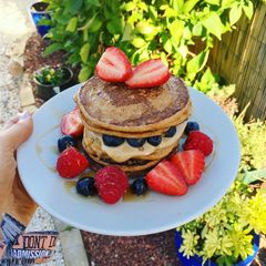 Vegan pancakes A picture of Vegan pancakes.
