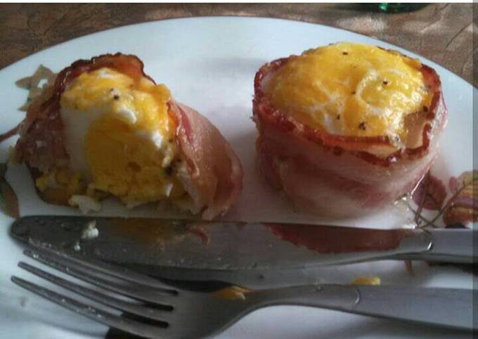 Bacon Wrapped Egg Muffins