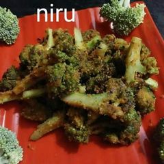 A picture of Broccoli Stir fry with Besan.