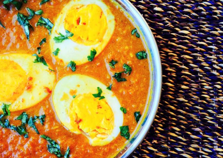 Kolhapuri Egg Curry