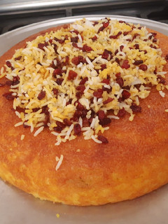 عکسی از دستور ته چین مرغ وبادمجان