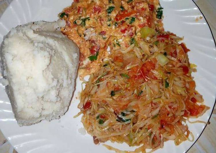 Easy Meal Ideas of Fried Eggs, stewed Cabbages and Ugali