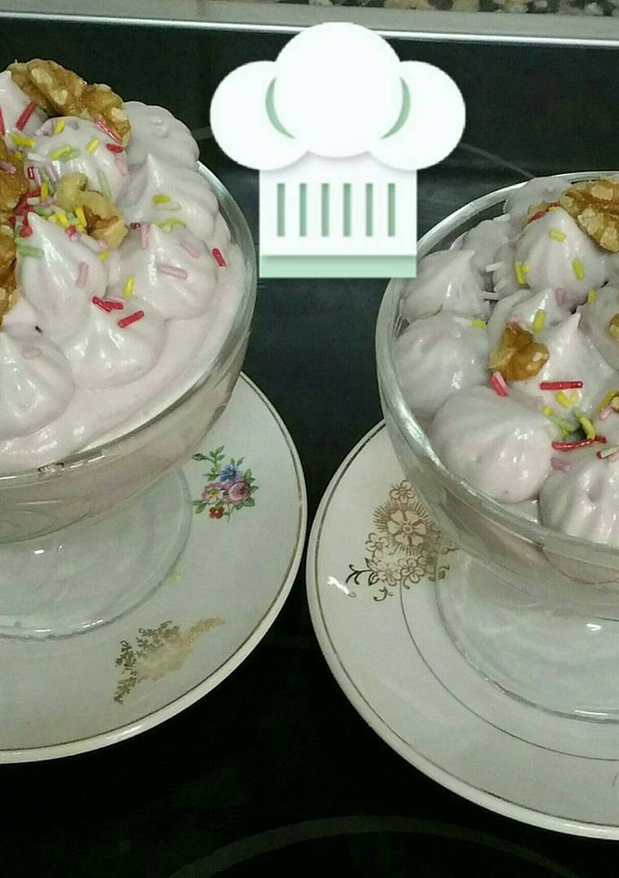 Una foto de Turrón de vino o merengue italiano de vino