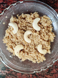 சப்பாத்தி சூர்மா (churma) செய்முறை முக்கிய புகைப்படம்