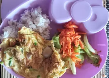 Masakan Populer Omellet jamur &amp;amp; Salad Paling Enak