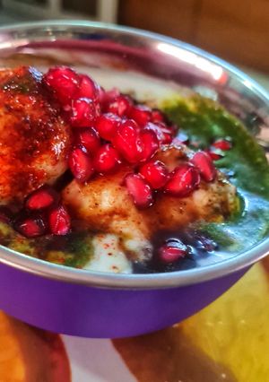 दही बड़े (dahi bade recipe in Hindi) रेसिपी मुख्य फोटो