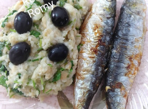 Foto de Sardinhas assadas no forno com Açorda de Alho e Coentros