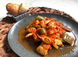 Foto principal de Solomillitos de pollo entomatados en Olla FussionCook FC7 Smart