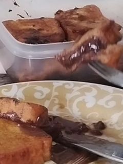 Una foto de Torrijas con onzas de chocolate