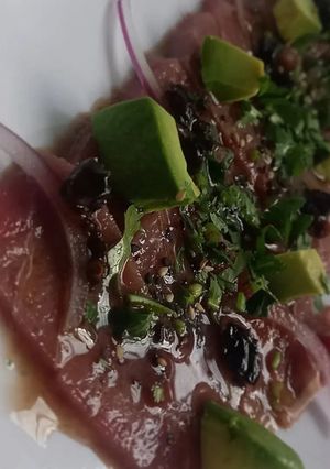 Una foto de Tiradito de atún