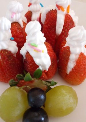 A picture of Cream-filled strawberries#localfoodcontest-Nairobi North.