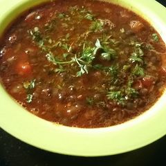 A picture of Akhha masoor Dal (black gram lentils).