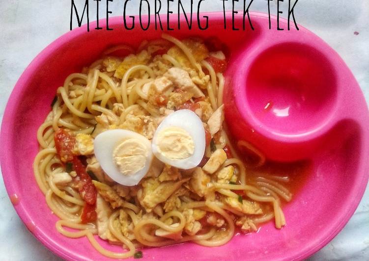 Bagaimana Menyiapkan Mie Goreng Tek Tek(Mpasi mbak Nana 13m+) Anti Gagal