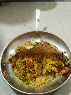 પાપડ ચાટ (Papad Chaat Recipe in Gujarati) રેસીપી મુખ્ય ફોટો