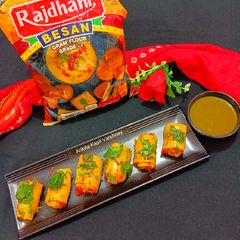 A picture of Khandvi.