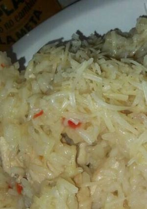 Una foto de Guiso de arroz con pollo