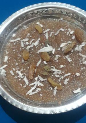 A picture of Suji halwa.