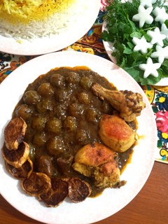 عکسی از دستور خورشت گوجه سبز