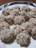 Oat Chia Energy Balls