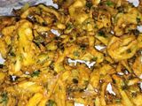 Traditional Aloo Palak pakory