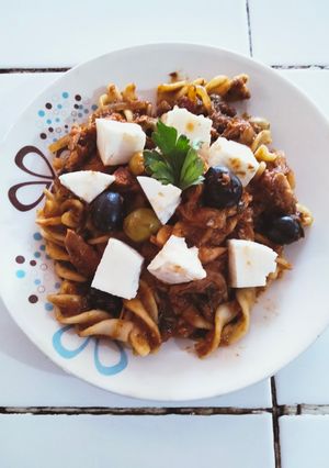 Una foto de Pasta Puttanesca de sardina 🐟🥘