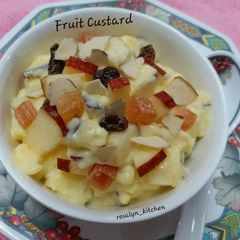 A picture of Fruit Custard.