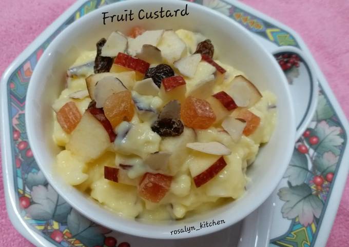 Steps to Make Quick Fruit Custard