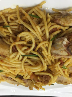 A picture of Pasta with smoked chicken.