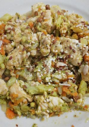 Una foto de Cena revuelto de verduras