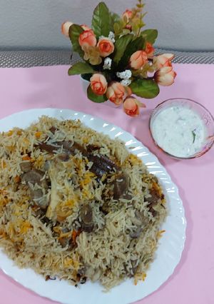 A picture of Mutton yakhni pulao.