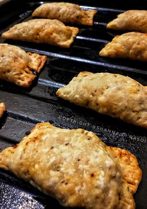 A picture of Pocket Pizza.