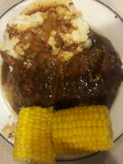 A picture of Salisbury steak.
