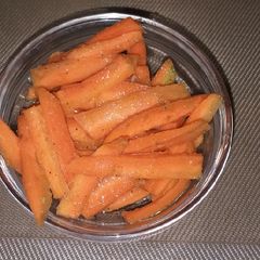 A picture of Carrots in Garlic Paste#authors marathon.
