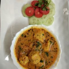 A picture of Gatte ki sabji.