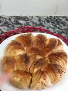 صورة لوصفة خبز مورق بالجبن
