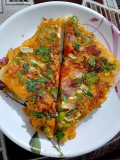 વેજીટેબલ ચીલા ટોસ્ટ (Vegetable Chila Toast Recipe In Gujarati) રેસીપી મુખ્ય ફોટો