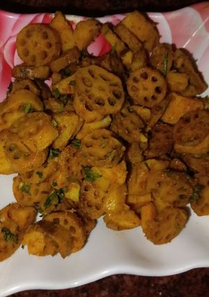 कमल ककड़ी की सब्जी रेसिपी मुख्य फोटो